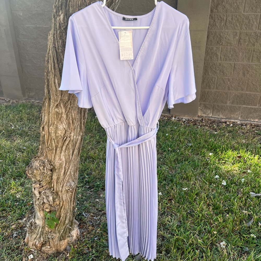 Forever 21 Light Purple Midi Dress